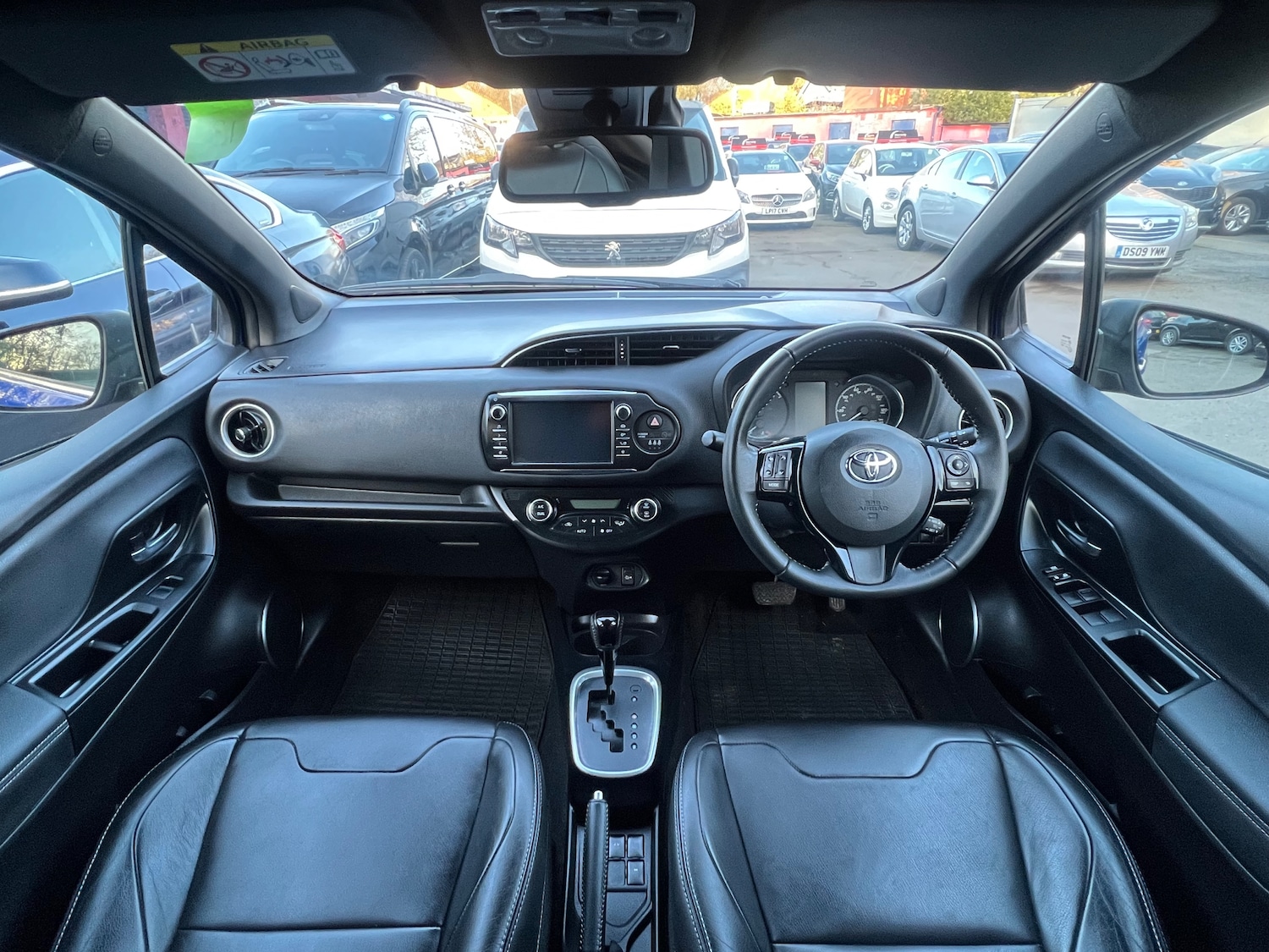 Used Toyota Yaris 2018 for sale - 76604325: Photo 16