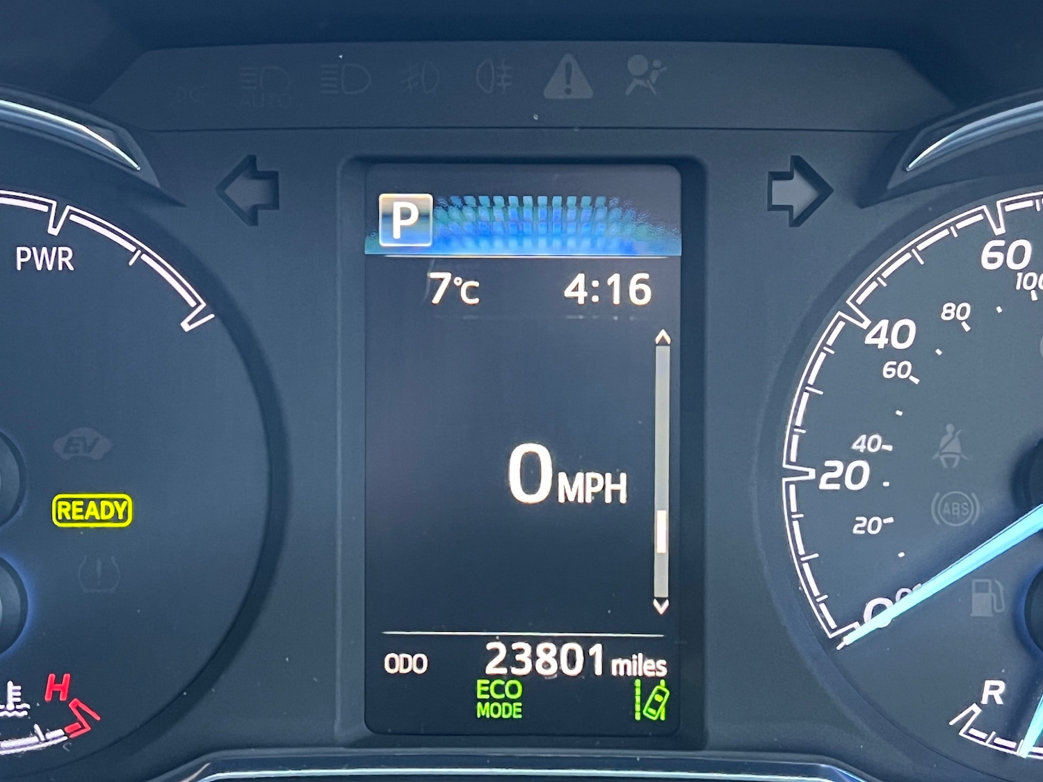 Used Toyota Yaris 2018 for sale - 76604325: Photo 23