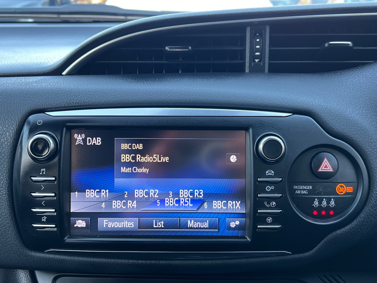 Used Toyota Yaris 2018 for sale - 76604325: Photo 29