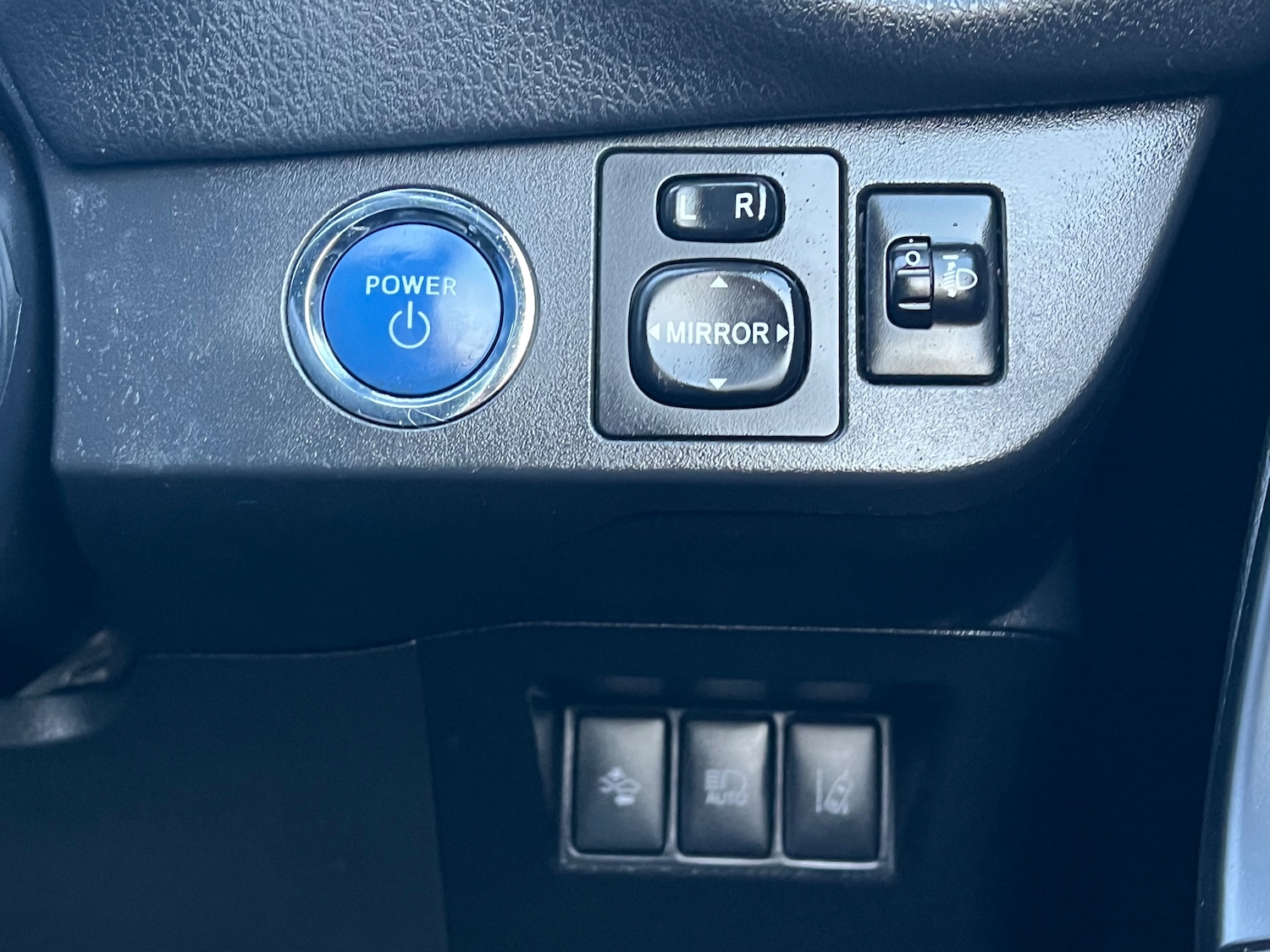 Used Toyota Yaris 2018 for sale - 76604325: Photo 33