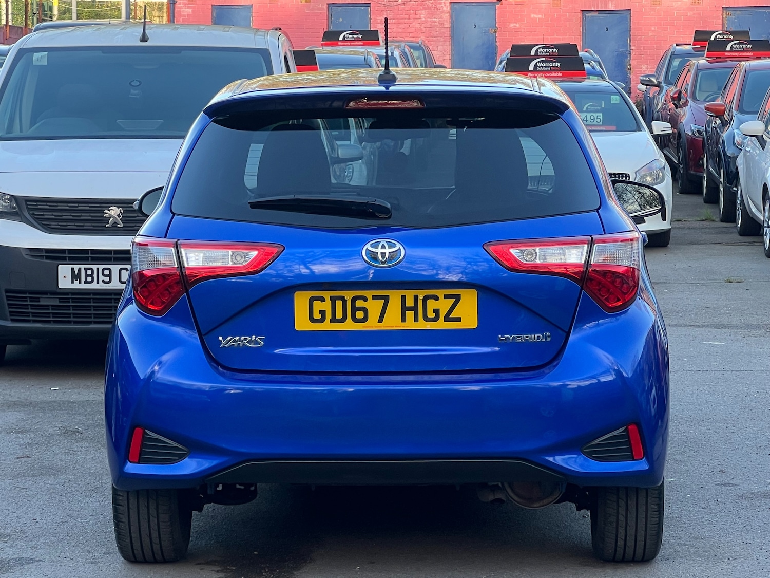 Used Toyota Yaris 2018 for sale - 76604325: Photo 6