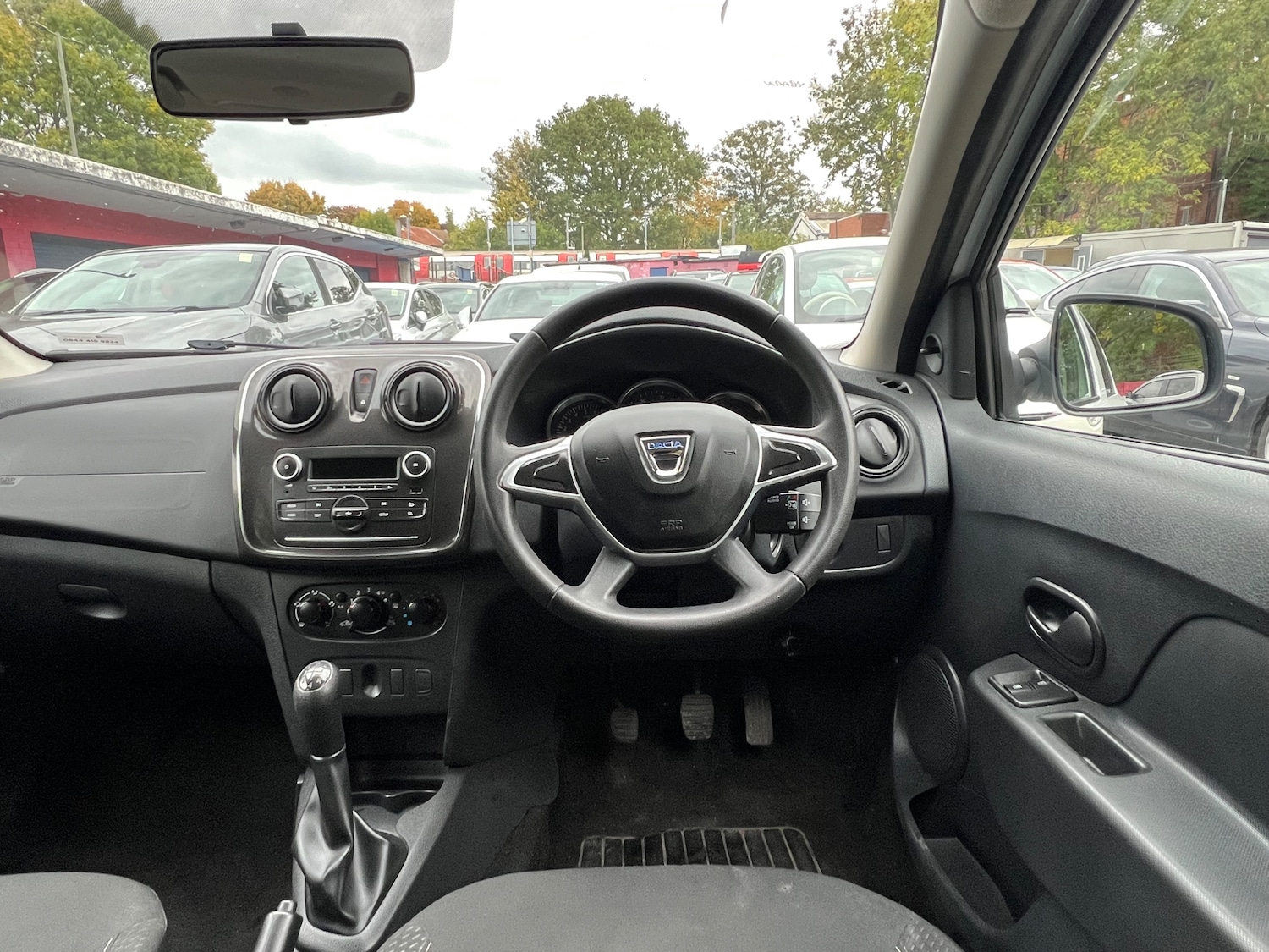 Used Dacia Sandero 2018 for sale - 76305275: Photo 18