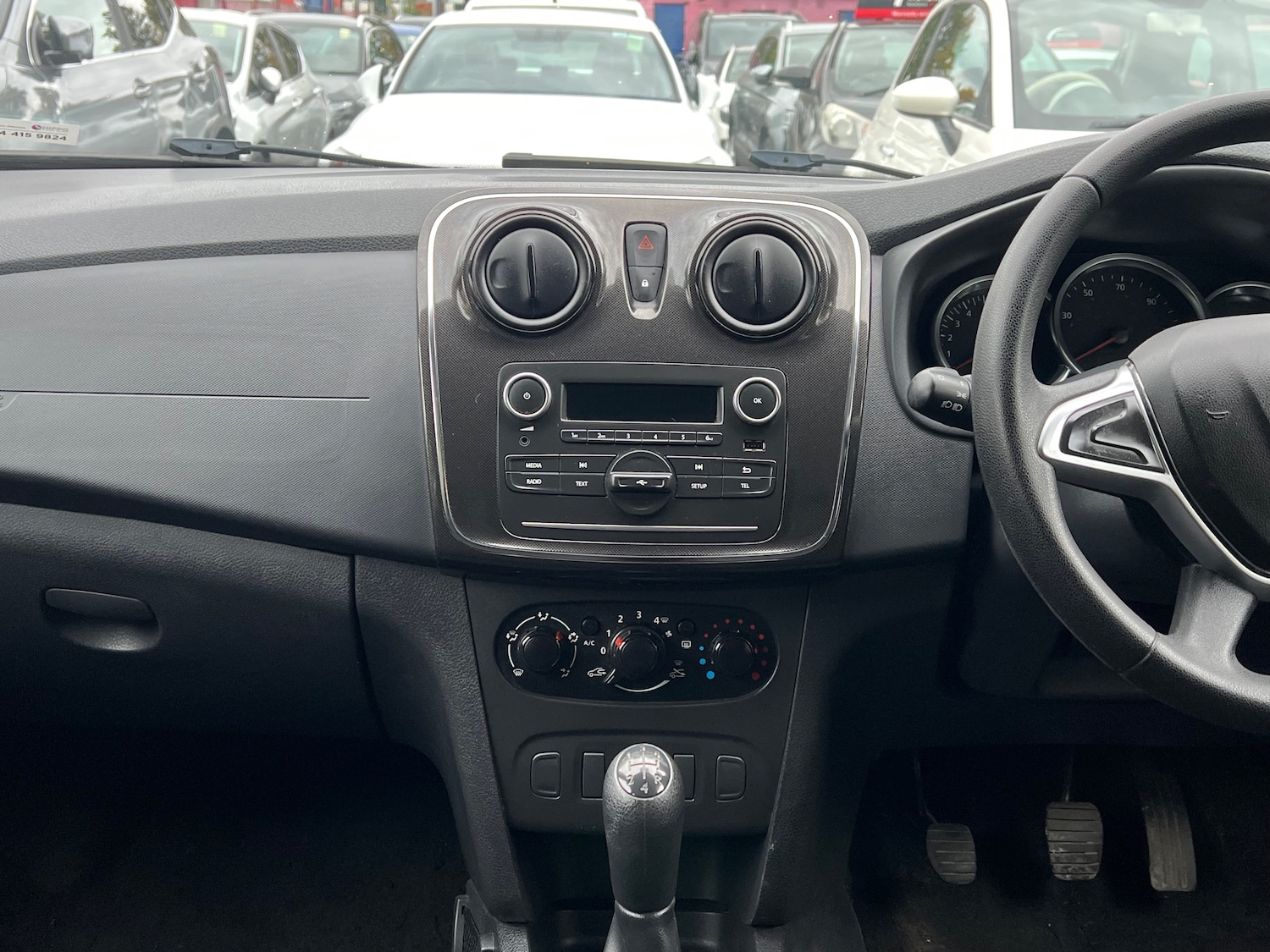 Used Dacia Sandero 2018 for sale - 76305275: Photo 22