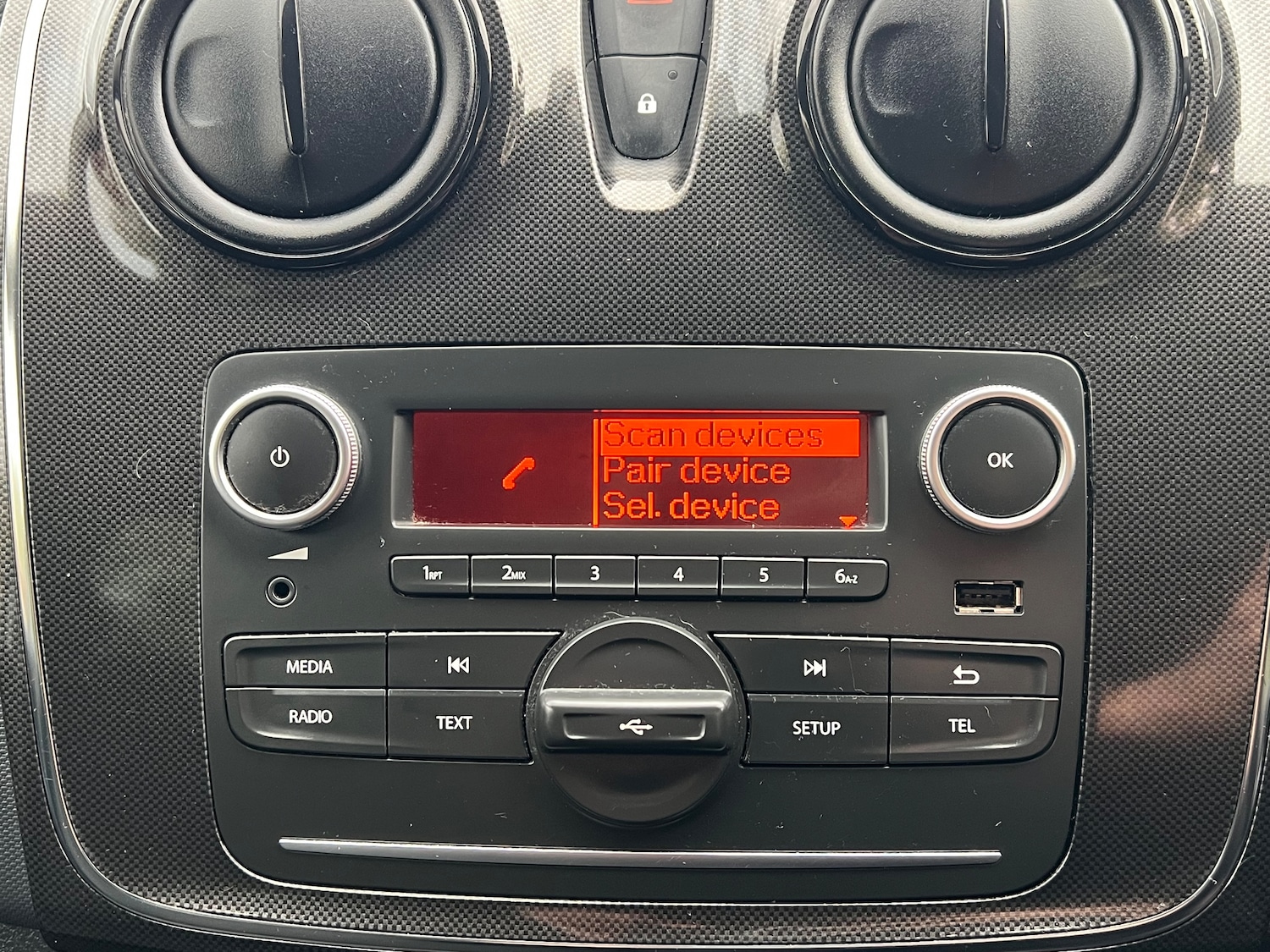 Used Dacia Sandero 2018 for sale - 76305275: Photo 26