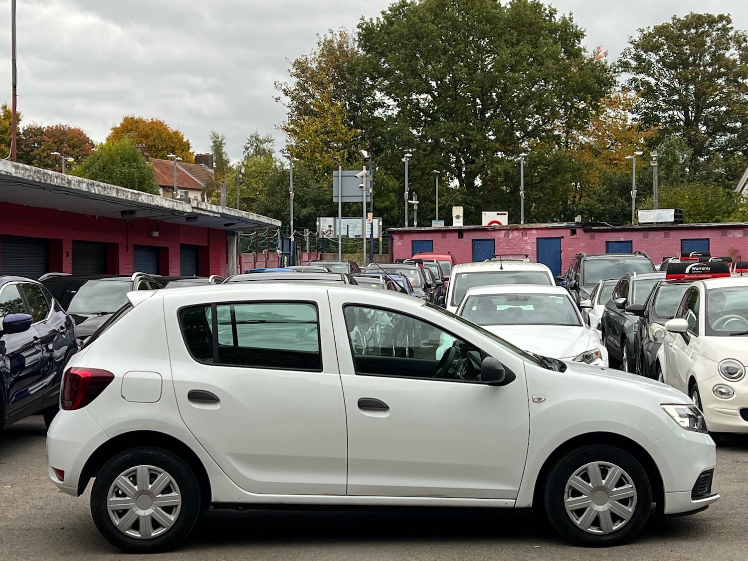 Used Dacia Sandero 2018 for sale - 76305275: Photo 8
