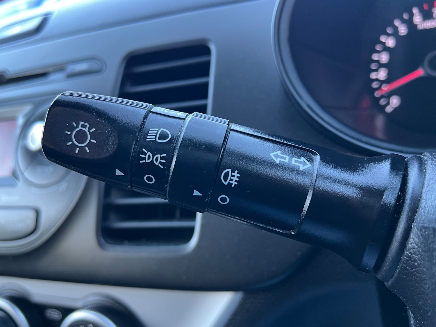 Used Kia Picanto 2014 for sale - 76211706: Photo 30