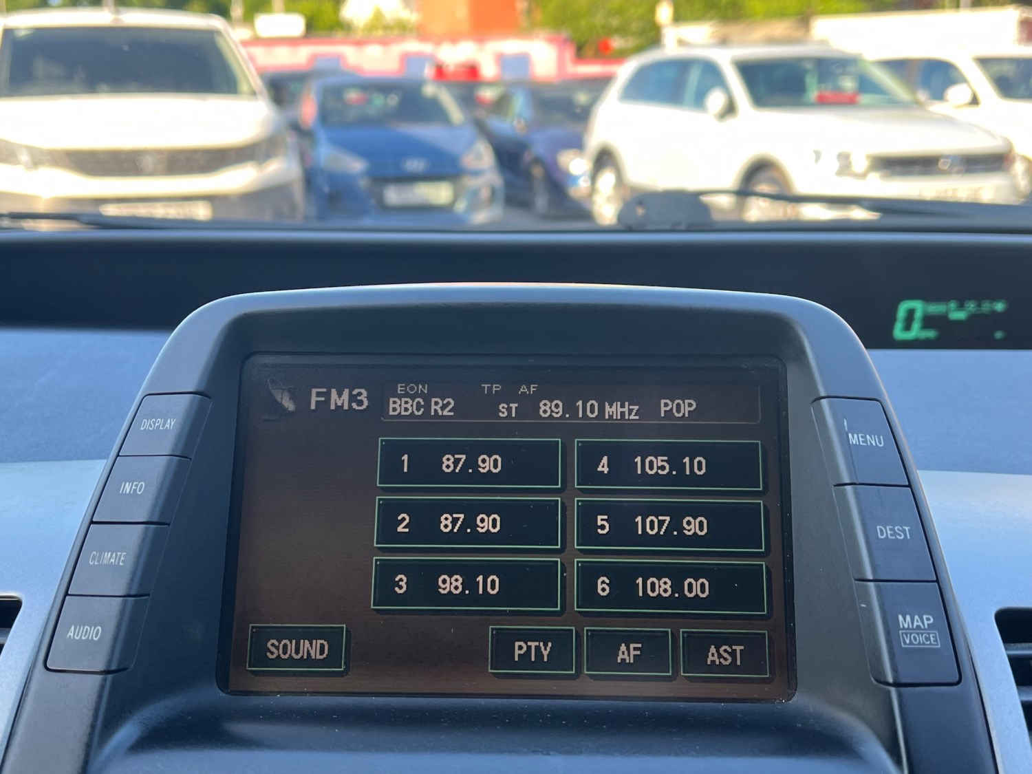 Vehicle 28