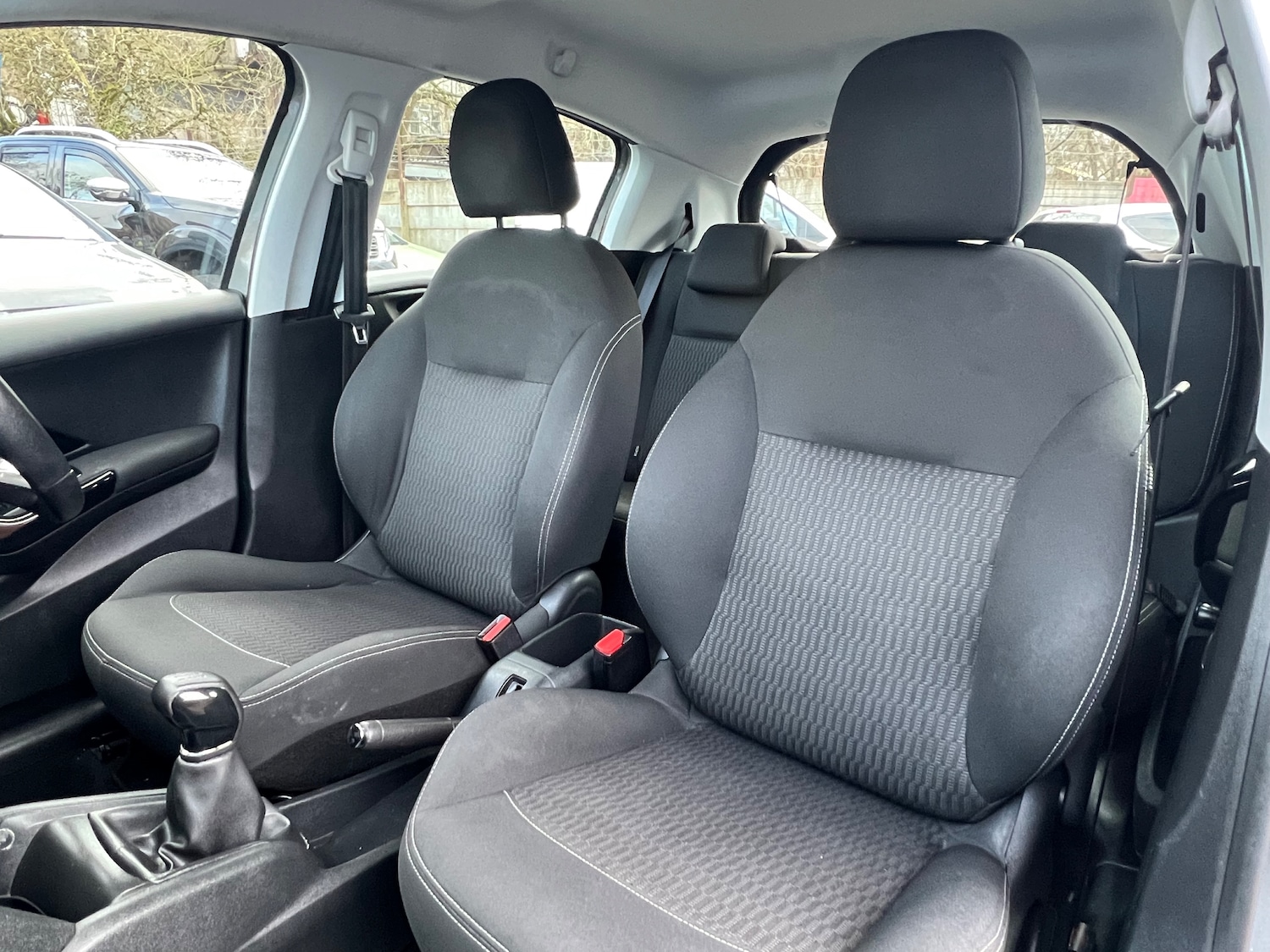 Used Peugeot 208 2018 for sale - 77394209: Photo 14