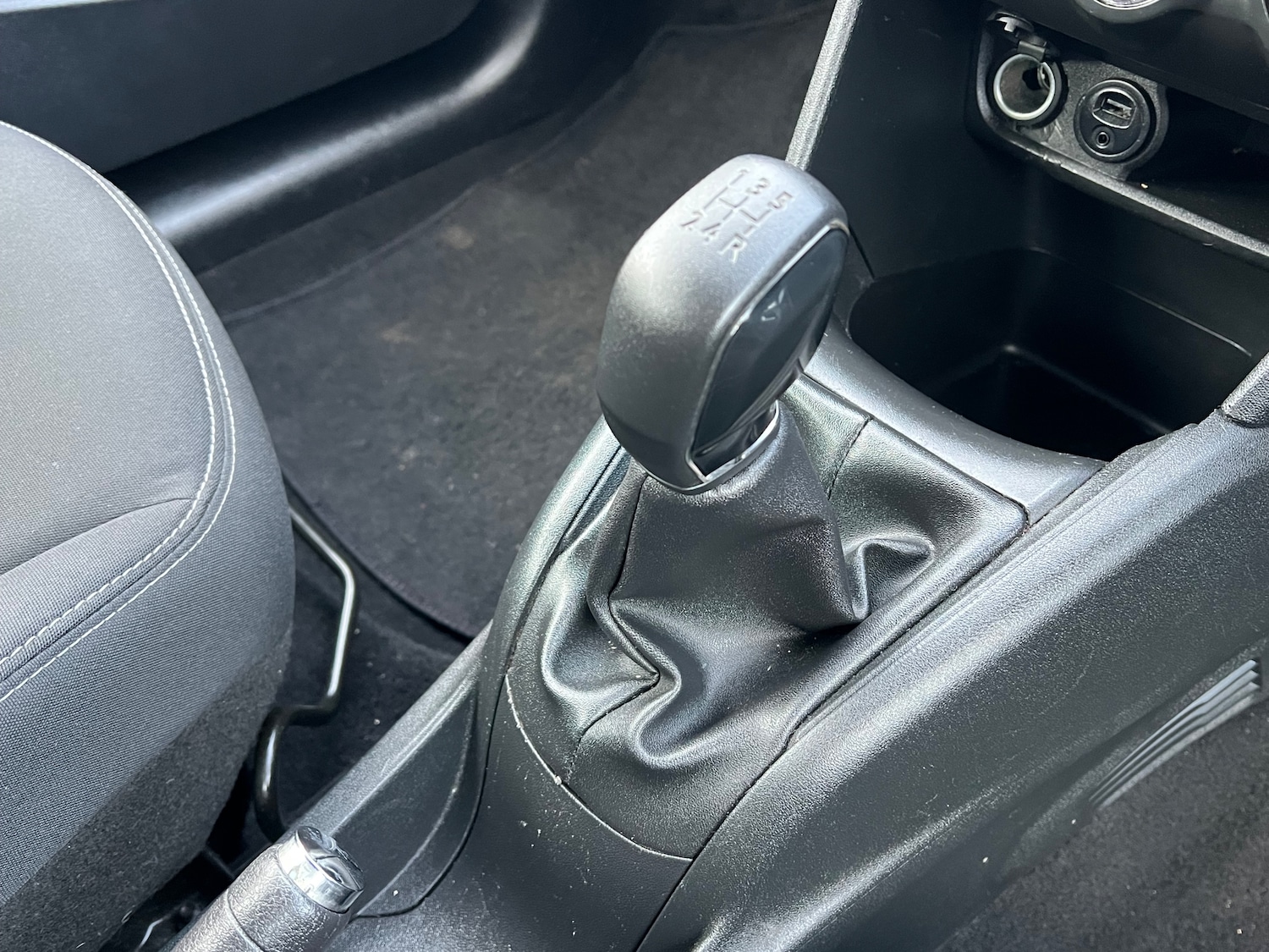 Used Peugeot 208 2018 for sale - 77394209: Photo 30