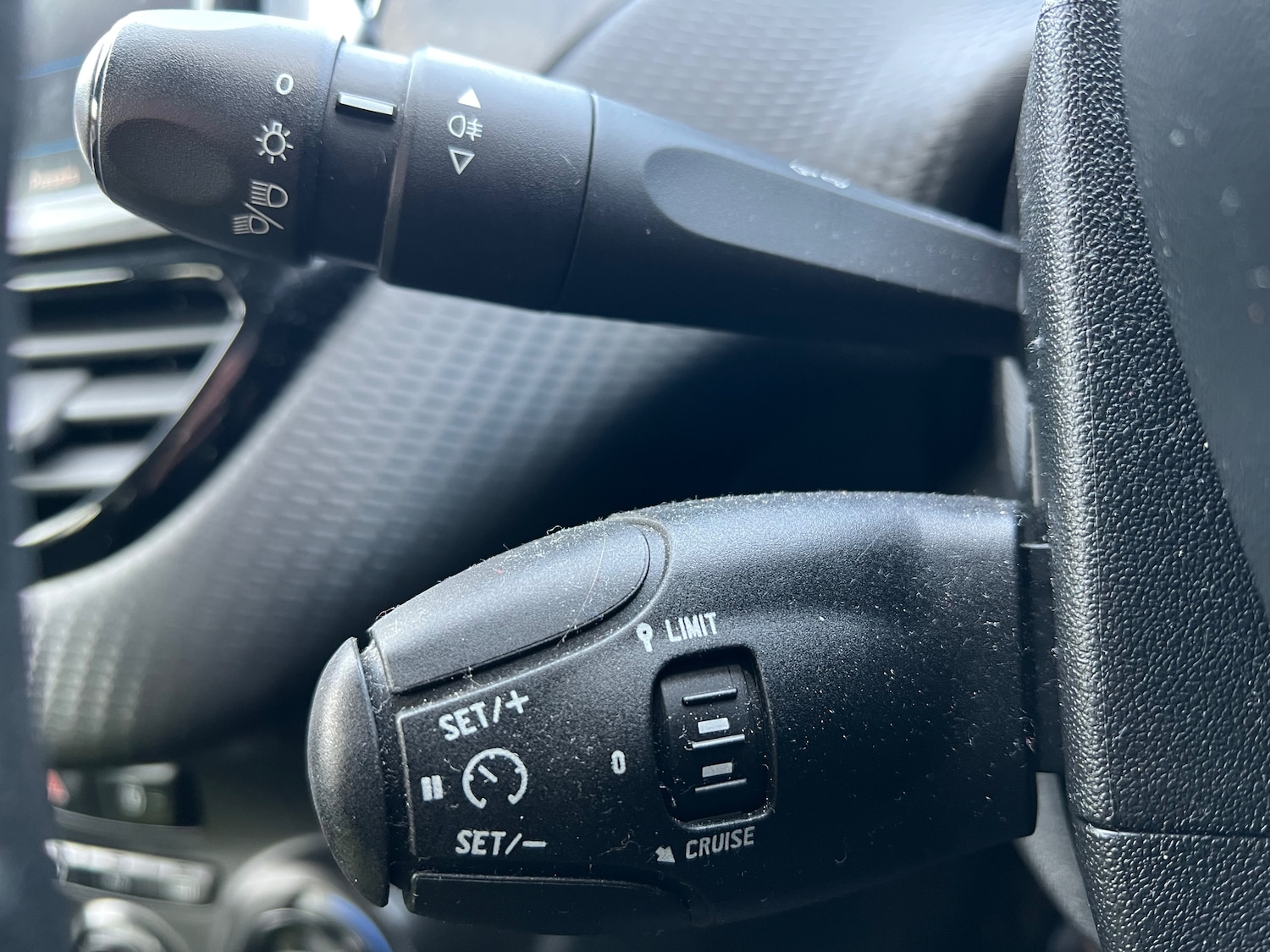 Used Peugeot 208 2018 for sale - 77394209: Photo 31