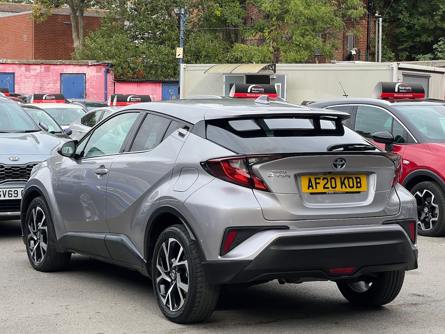 Used Toyota C-HR 2020 for sale - 76149194: Photo 5