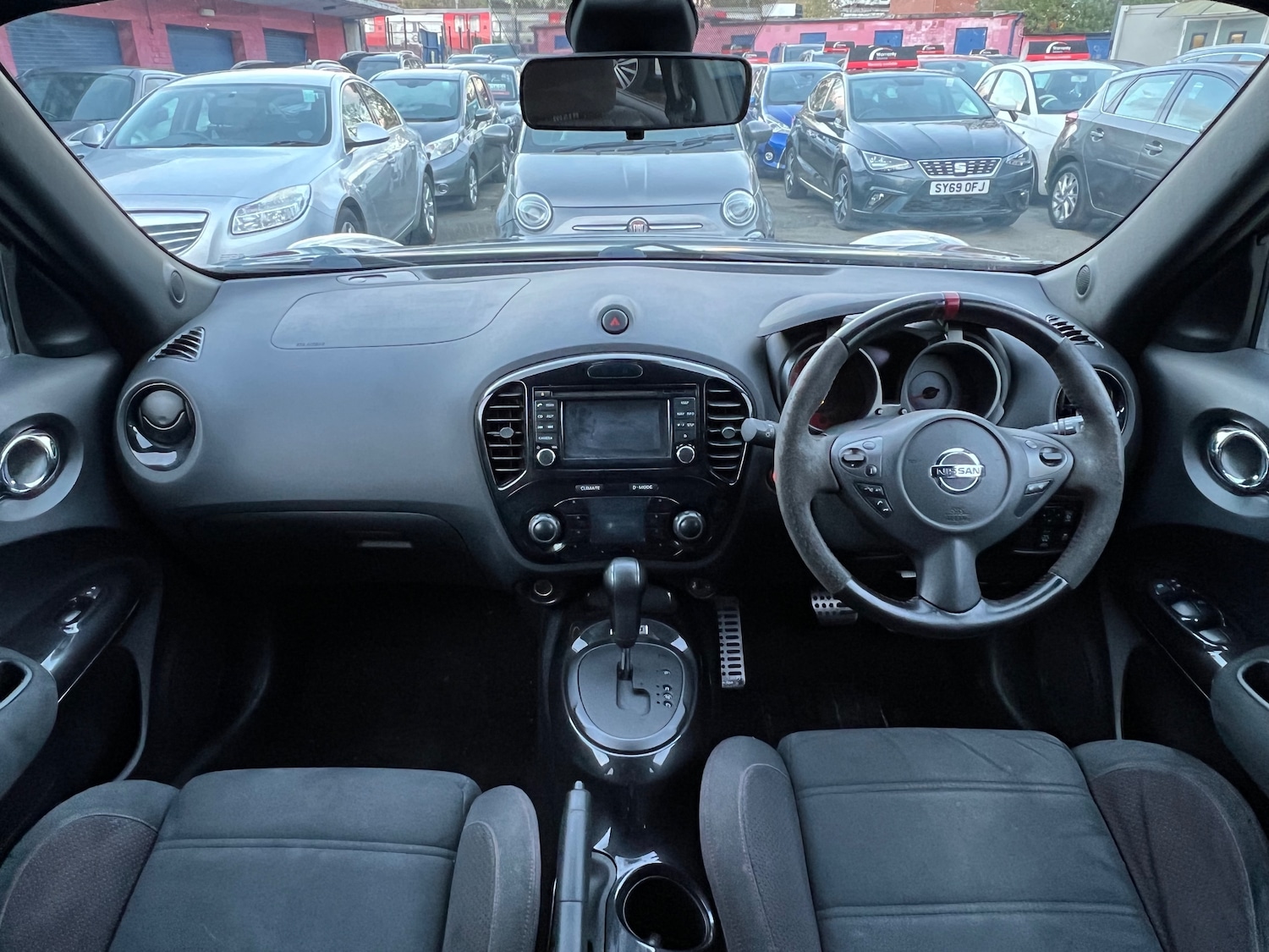 Used Nissan Juke 2014 for sale - 76711943: Photo 17
