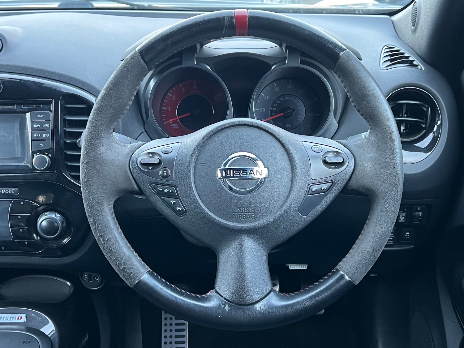 Used Nissan Juke 2014 for sale - 76711943: Photo 20