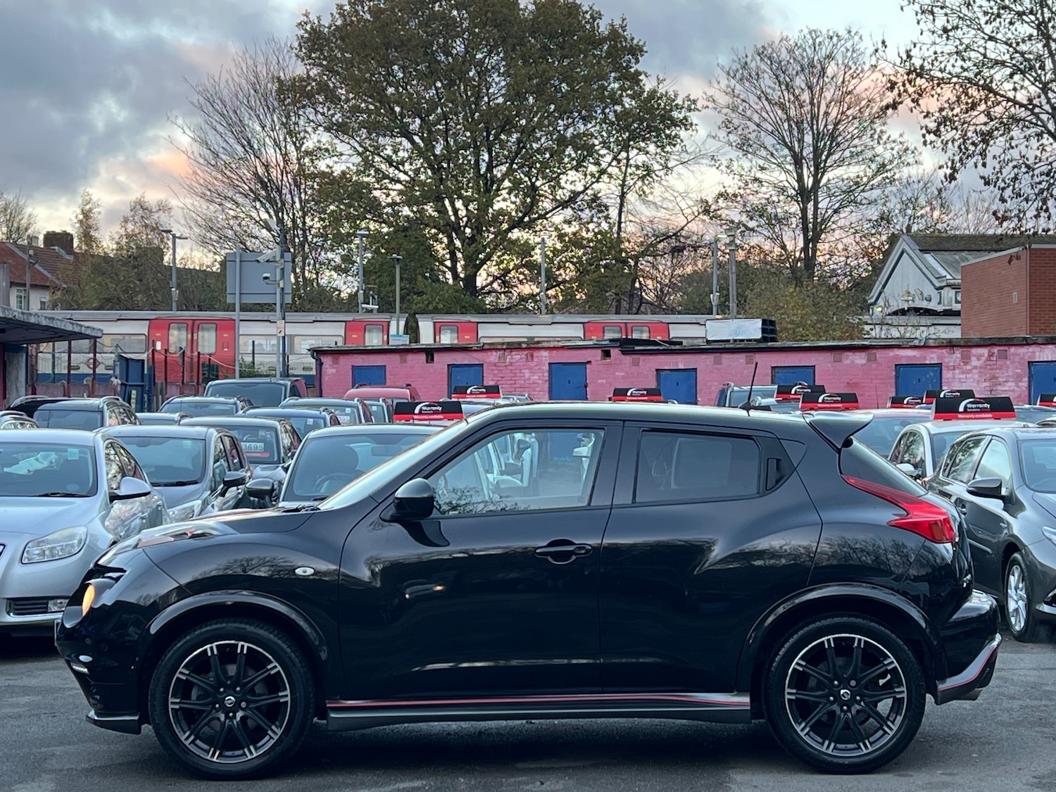 Used Nissan Juke 2014 for sale - 76711943: Photo 4