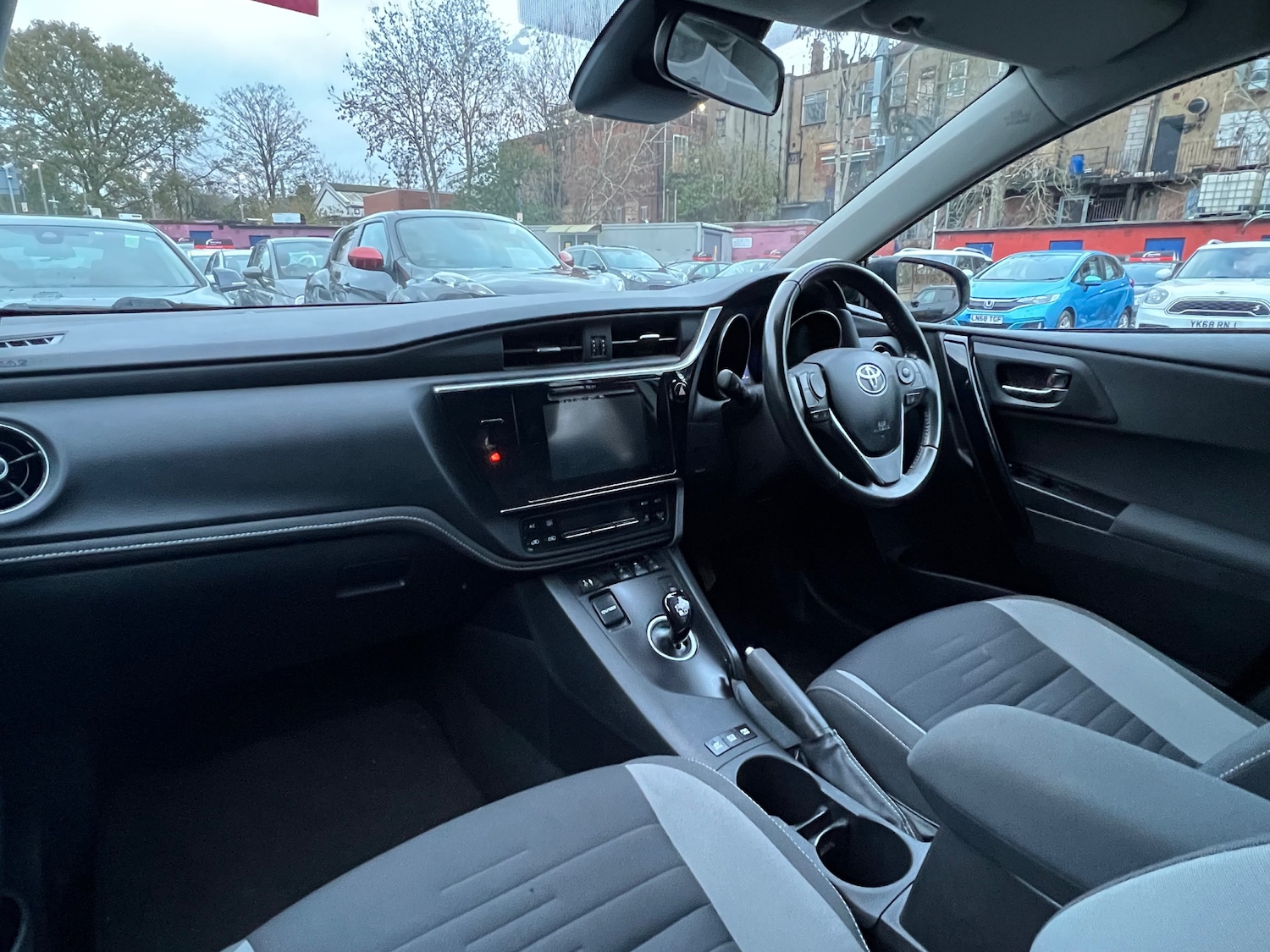 Used Toyota Auris 2017 for sale - 76685521: Photo 15