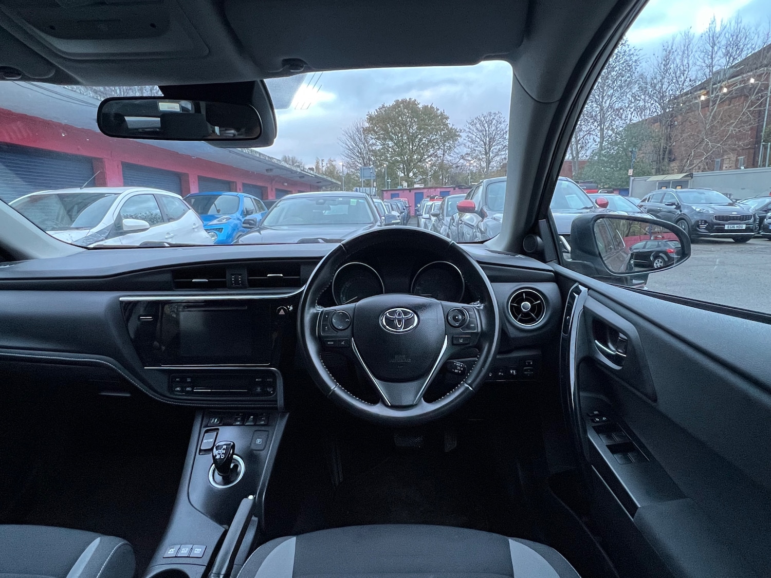 Used Toyota Auris 2017 for sale - 76685521: Photo 18