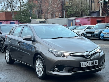 2017 (67) - 1.8 Hybrid Business Edition TSS 5dr CVT