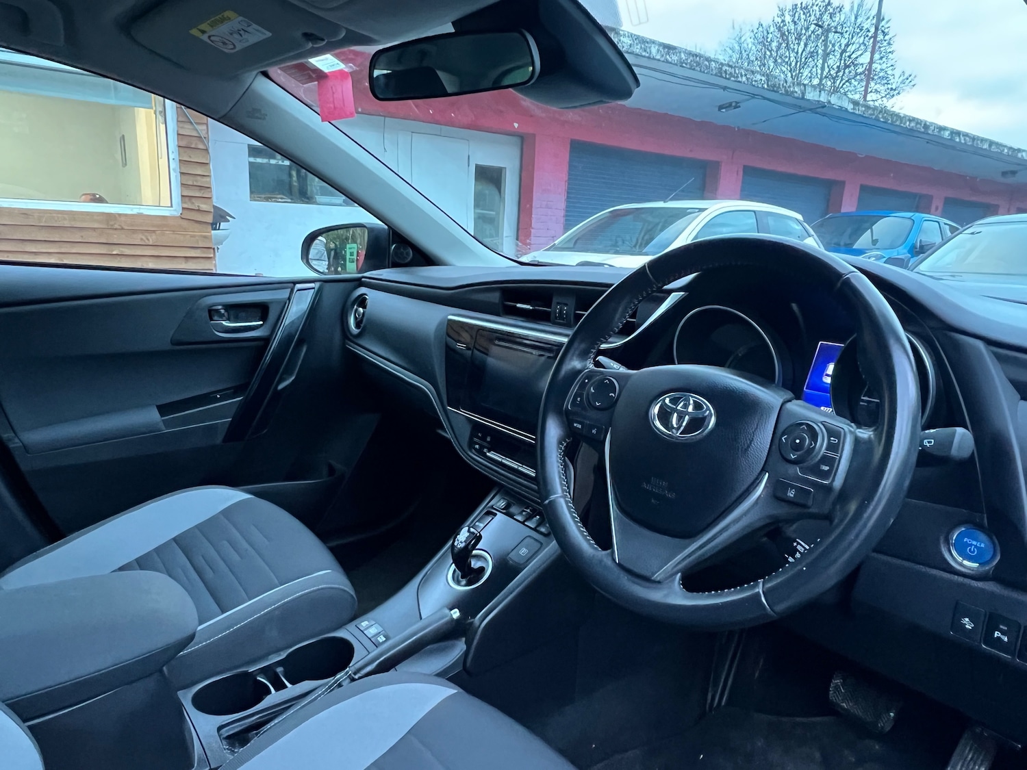 Used Toyota Auris 2017 for sale - 76685521: Photo 9