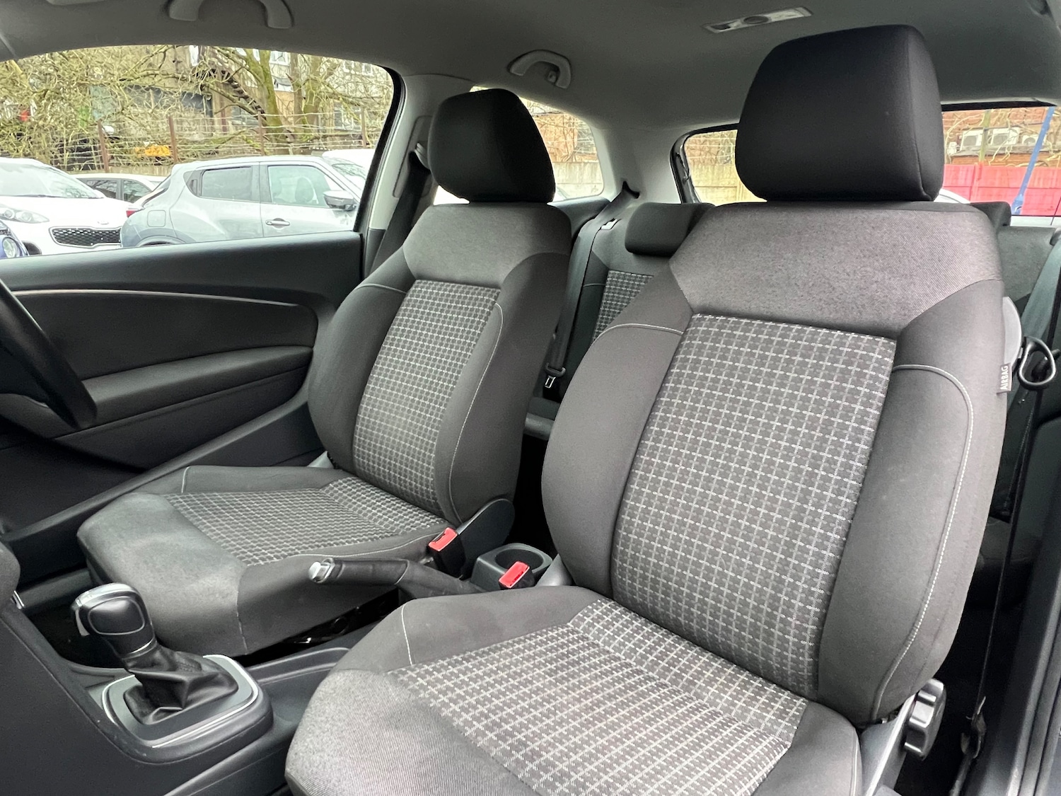 Used Volkswagen Polo 2014 for sale - 77520097: Photo 14