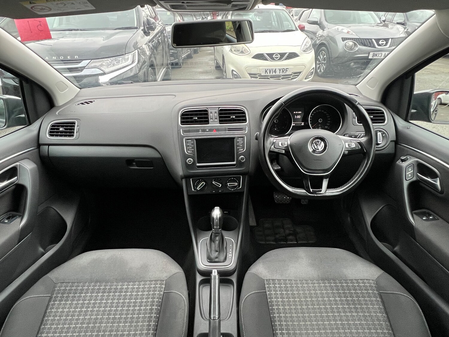 Used Volkswagen Polo 2014 for sale - 77520097: Photo 16