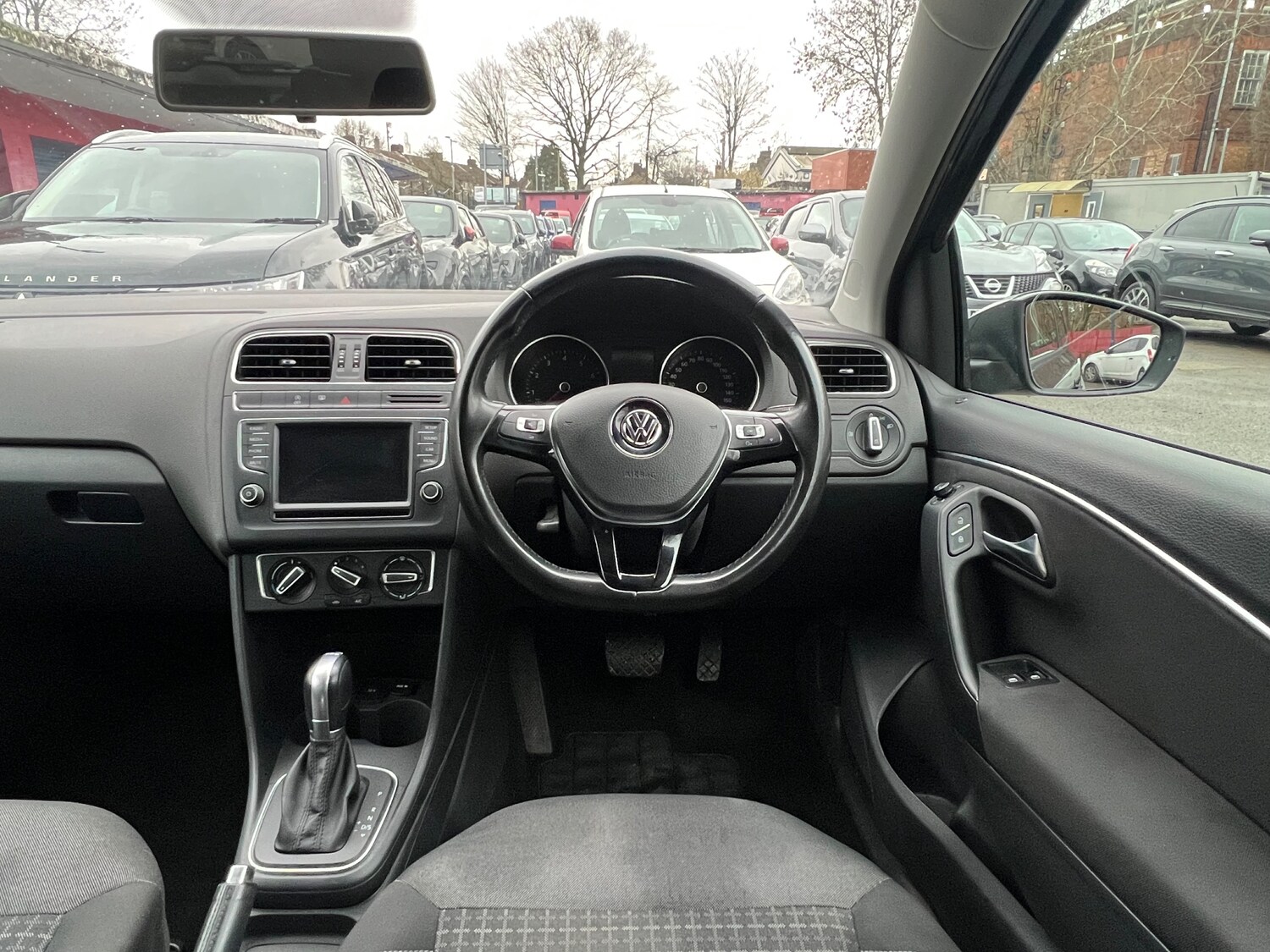 Used Volkswagen Polo 2014 for sale - 77520097: Photo 18