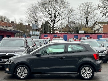 Used Volkswagen Polo 2014 for sale - 77520097: Photo