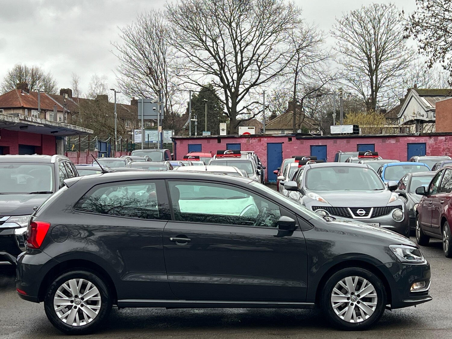 Used Volkswagen Polo 2014 for sale - 77520097: Photo 8