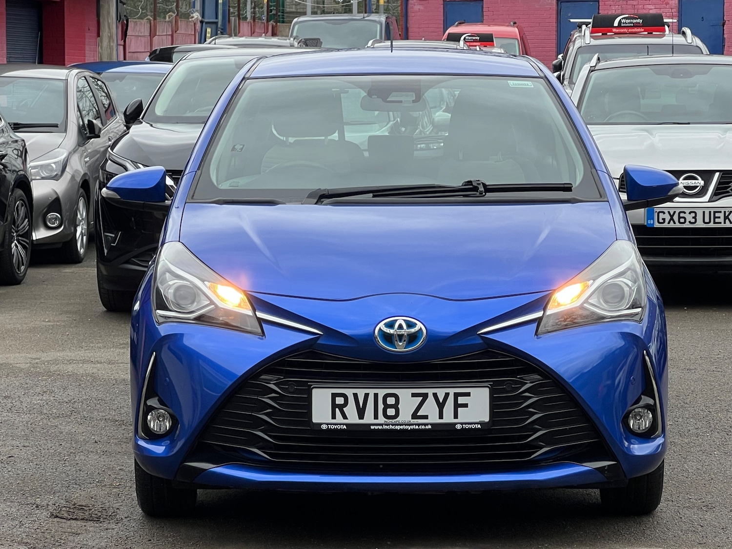 Used Toyota Yaris 2018 for sale - 77641794: Photo 2
