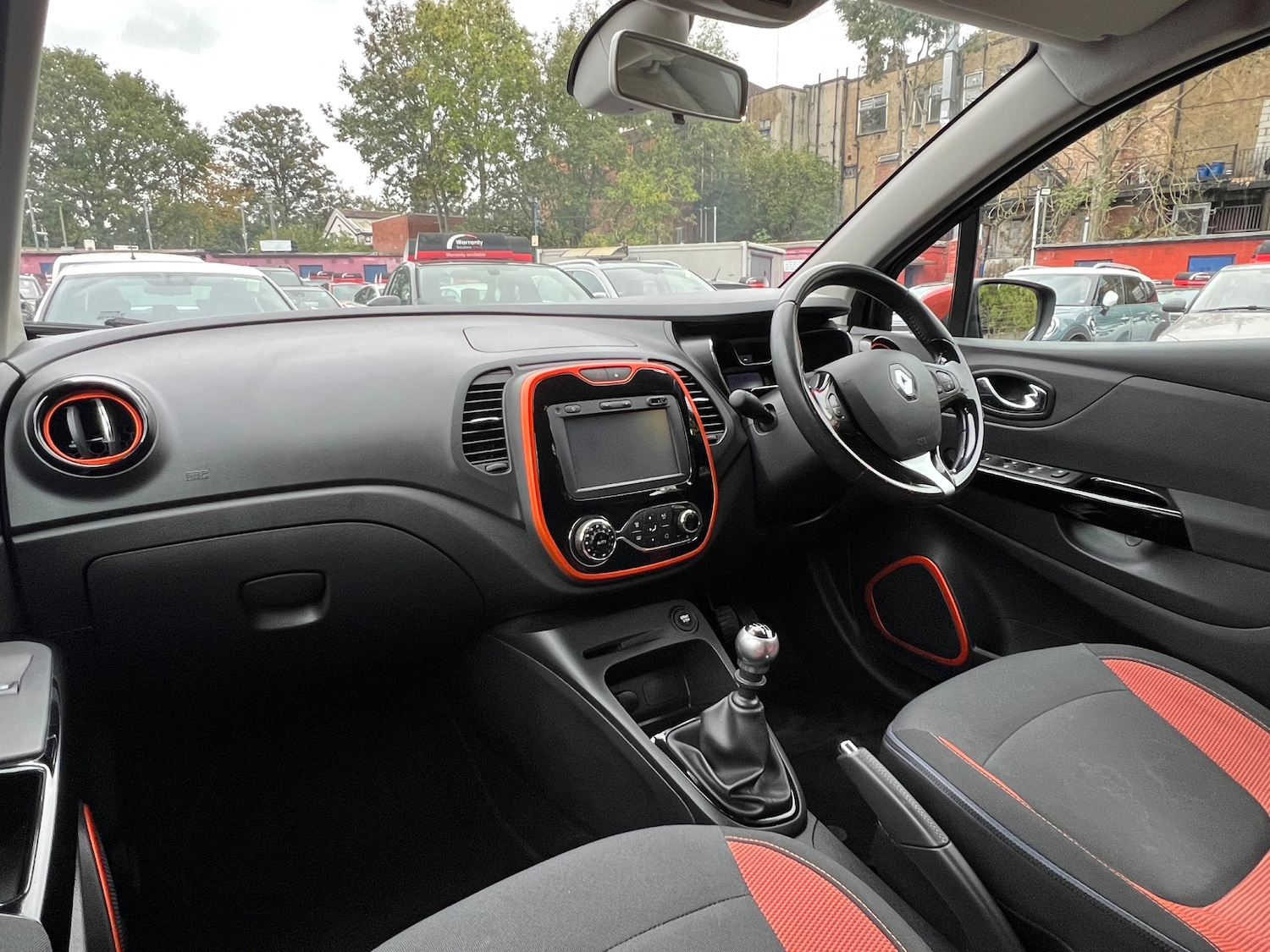 Used Renault Captur 2017 for sale - 76273653: Photo 15