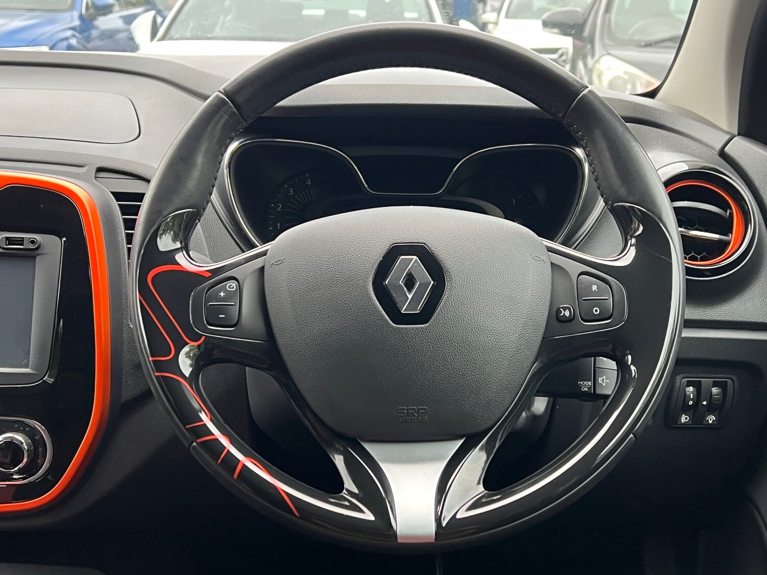 Used Renault Captur 2017 for sale - 76273653: Photo 19