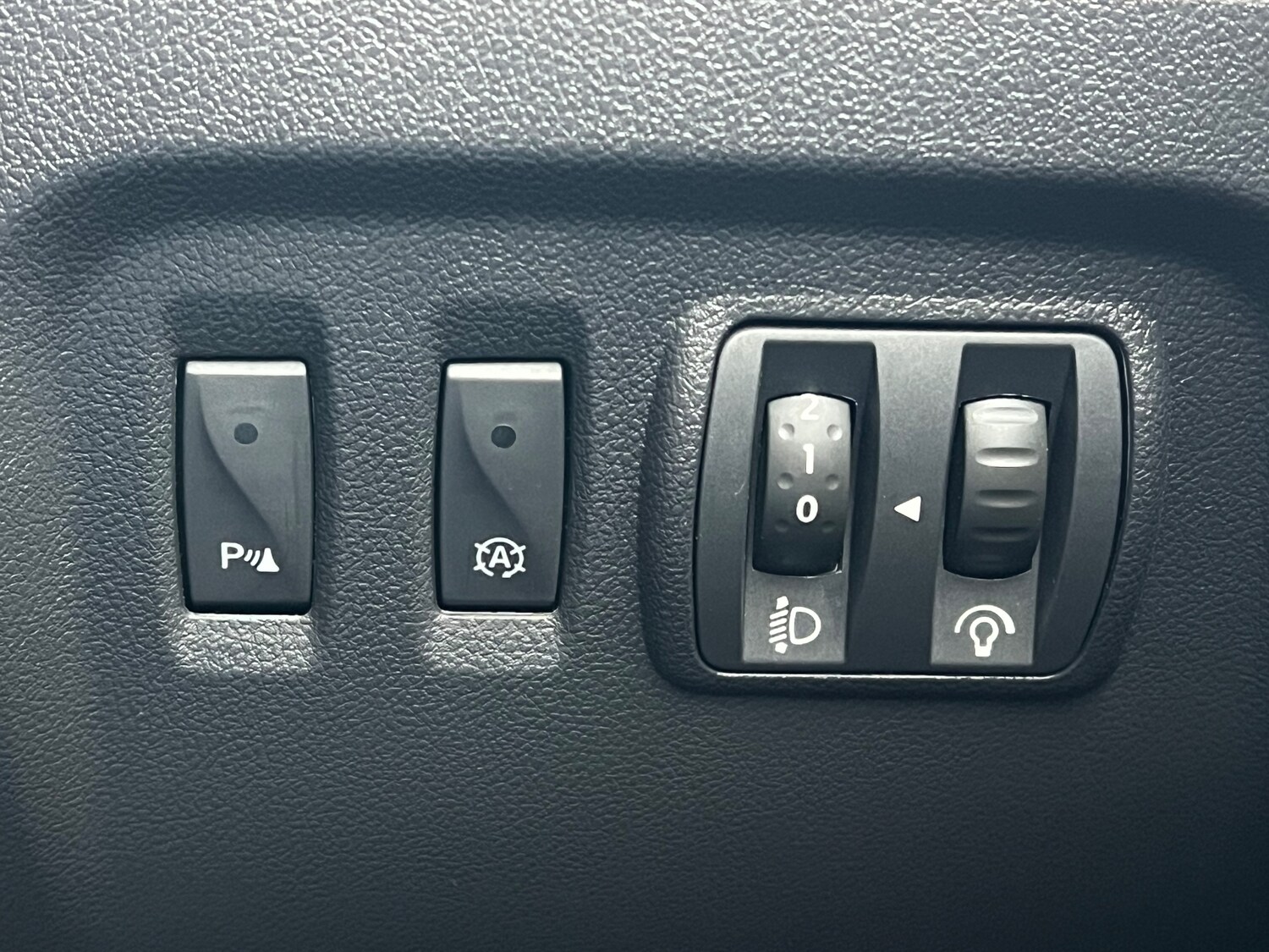 Used Renault Captur 2017 for sale - 76273653: Photo 33