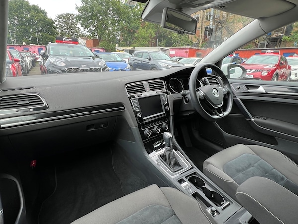 Used Volkswagen Golf 2014 for sale - 74858622: Photo 15