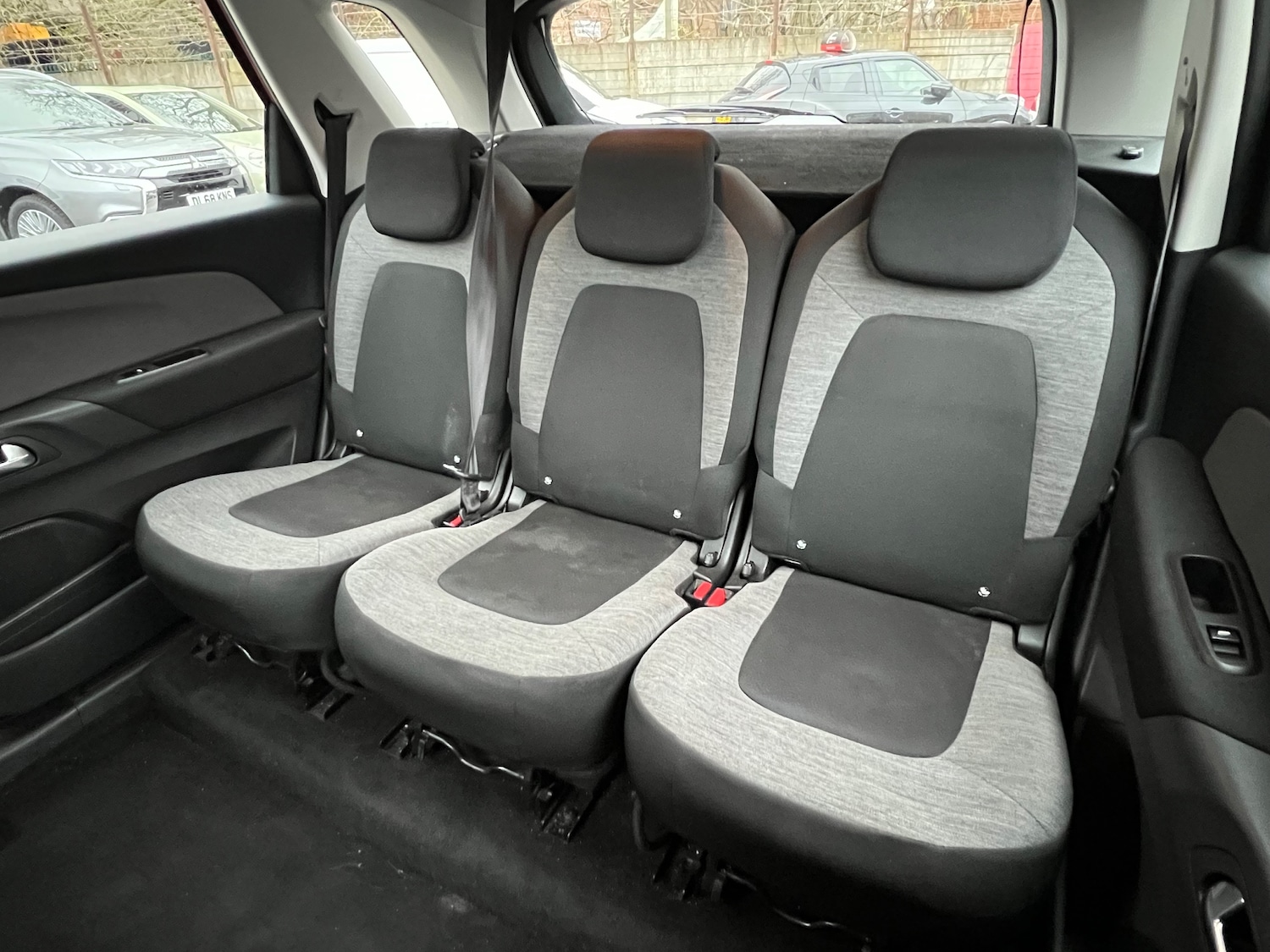 Used Citroen C4 Picasso 2016 for sale - 76883959: Photo 13