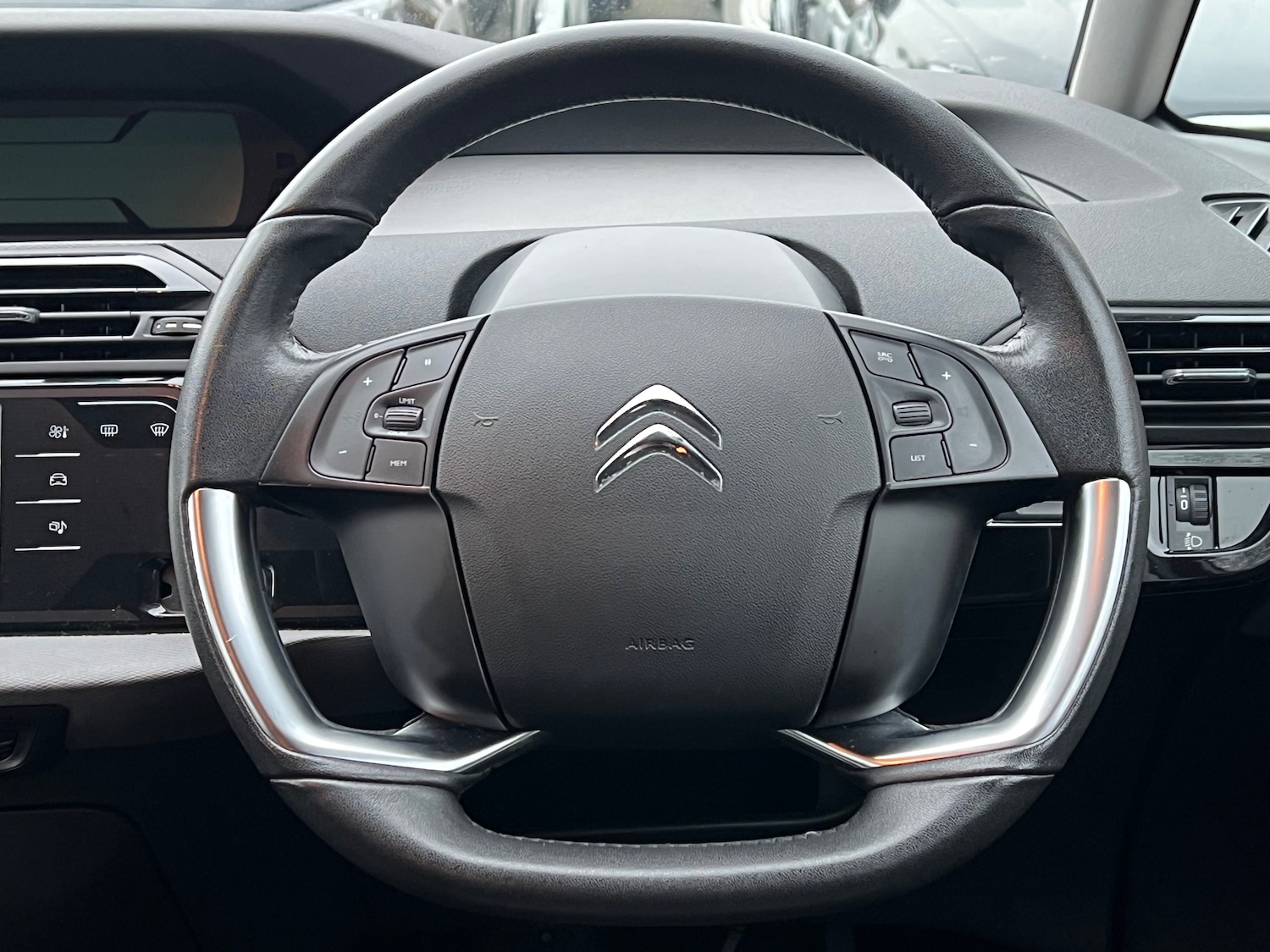 Used Citroen C4 Picasso 2016 for sale - 76883959: Photo 19