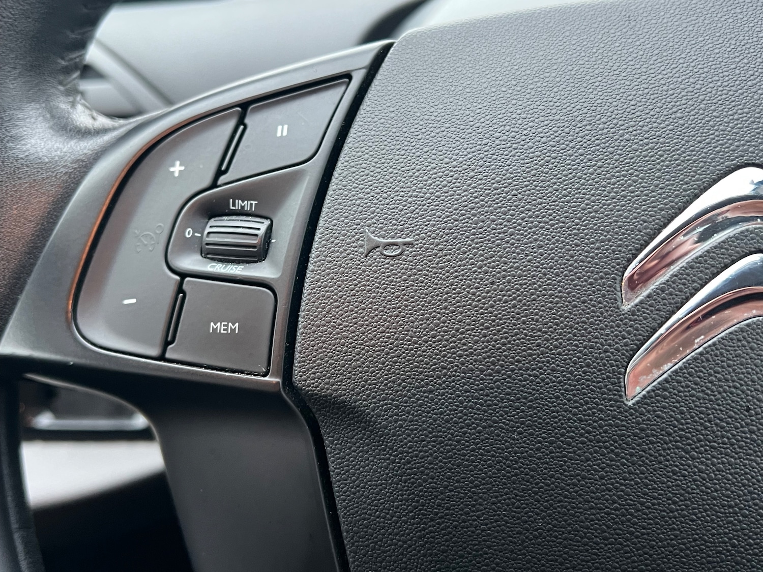 Used Citroen C4 Picasso 2016 for sale - 76883959: Photo 20