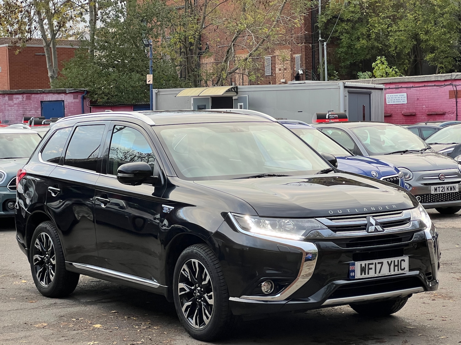 Used Mitsubishi Outlander 2017 for sale - 76480762: Photo 1