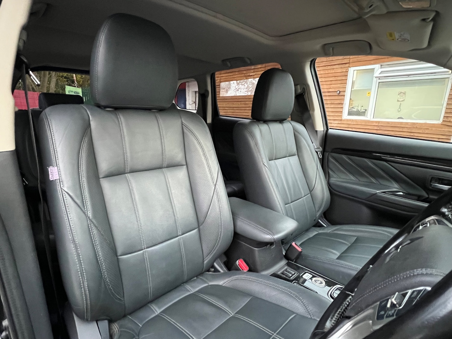 Used Mitsubishi Outlander 2017 for sale - 76480762: Photo 10