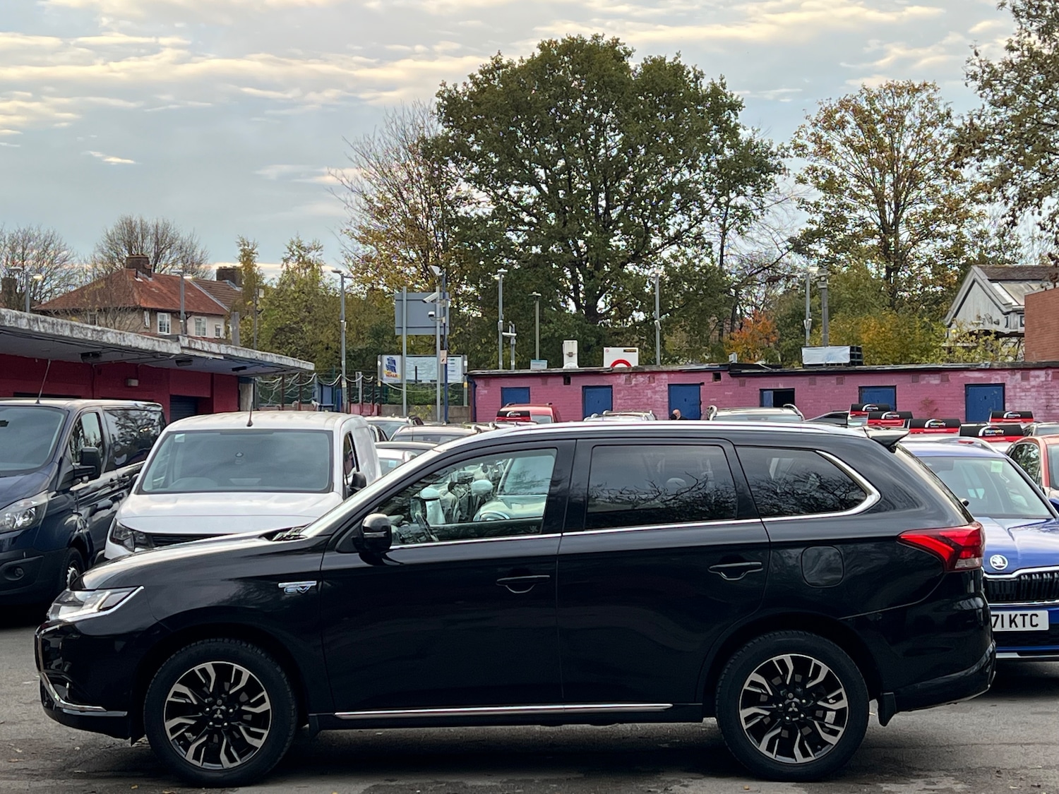 Used Mitsubishi Outlander 2017 for sale - 76480762: Photo 4