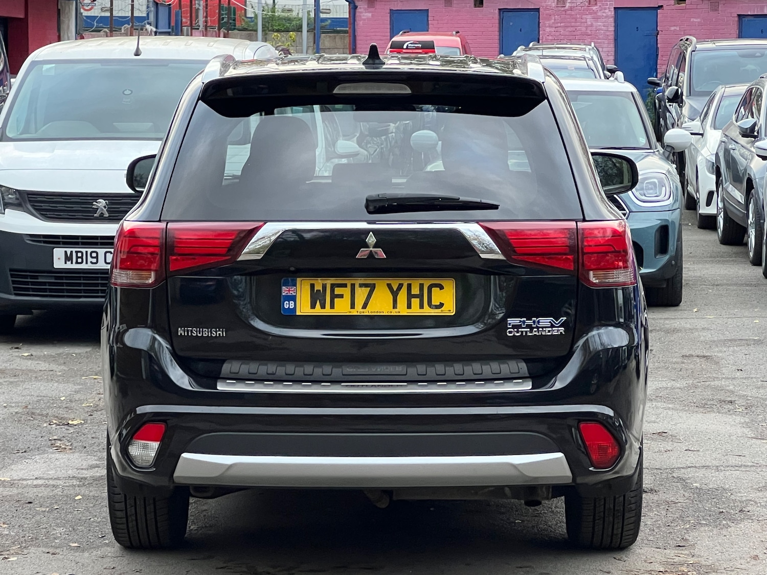 Used Mitsubishi Outlander 2017 for sale - 76480762: Photo 6