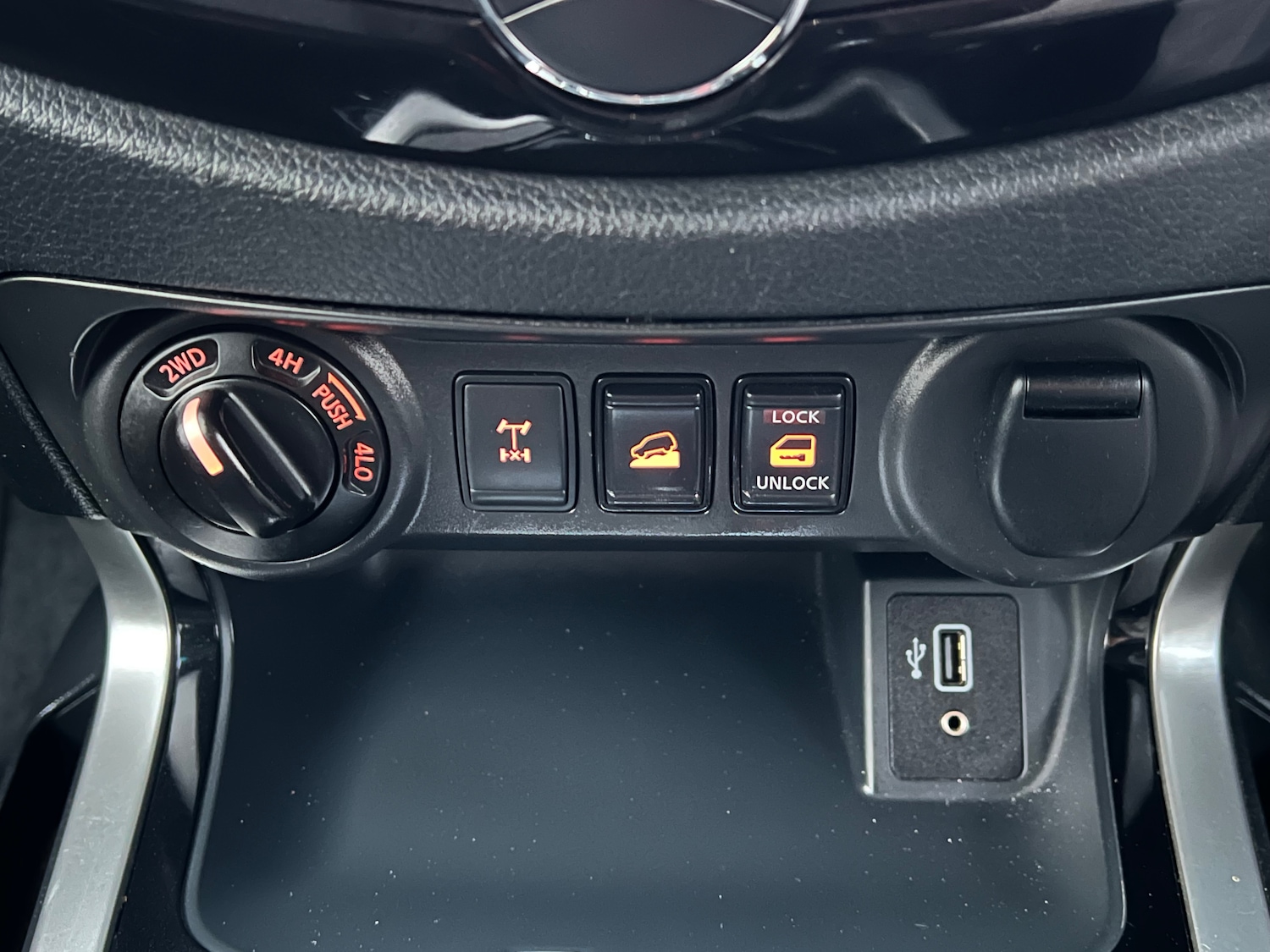 Used Nissan Navara 2021 for sale - 77006540: Photo 28