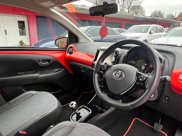 Used Toyota AYGO 2015 for sale - 74155518: Photo 9
