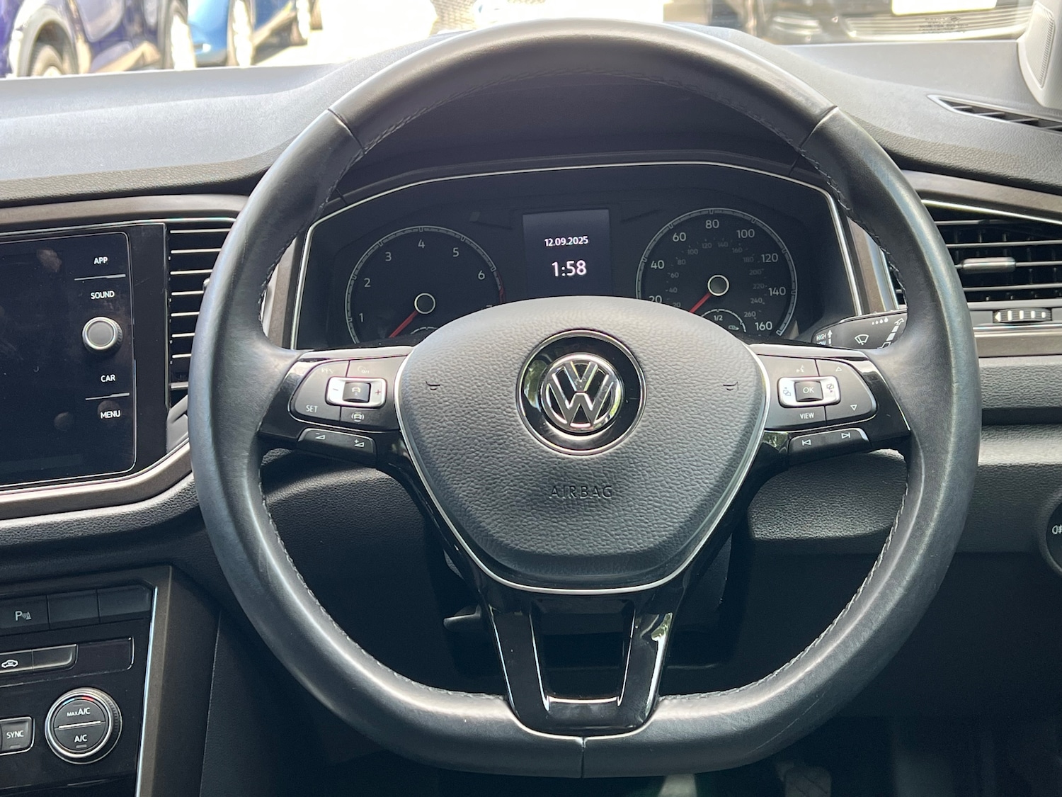 Used Volkswagen T-Roc 2019 for sale - 76030247: Photo 19