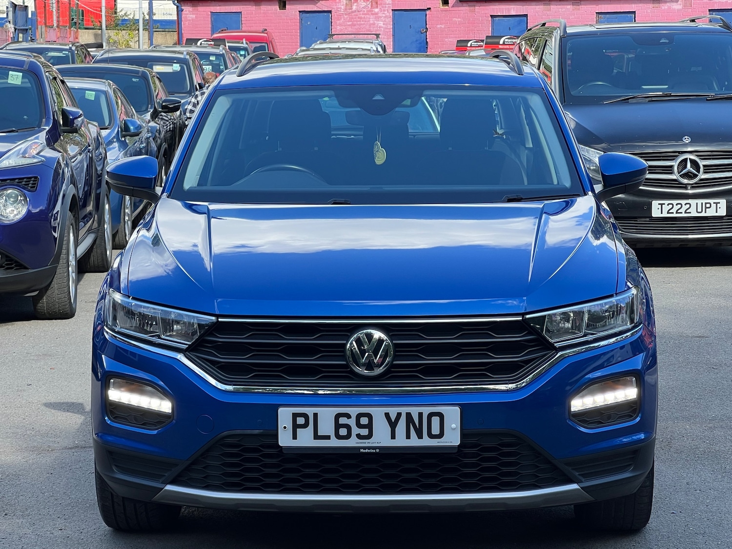 Used Volkswagen T-Roc 2019 for sale - 76030247: Photo 2