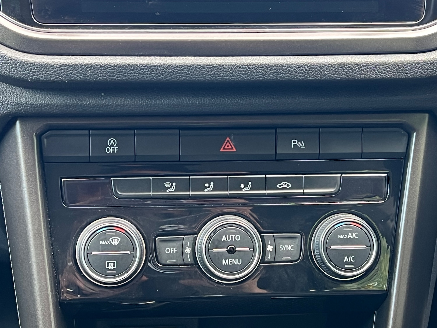 Used Volkswagen T-Roc 2019 for sale - 76030247: Photo 26