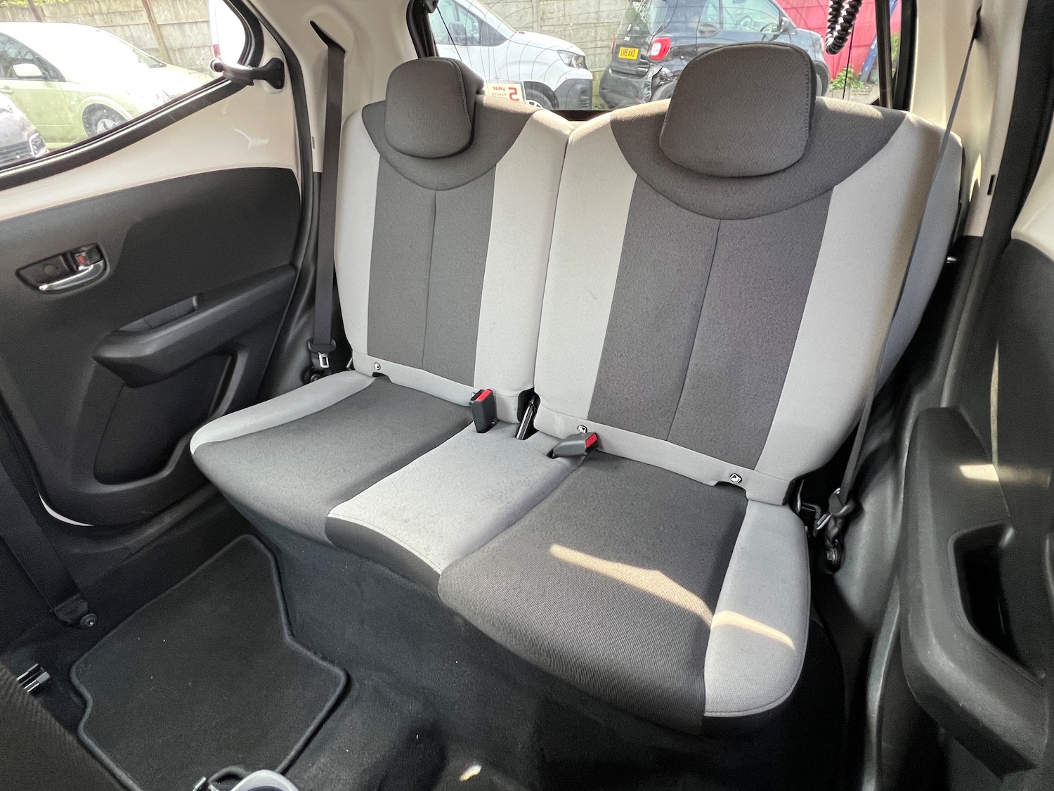 Used Toyota AYGO 2018 for sale - 77989845: Photo 13