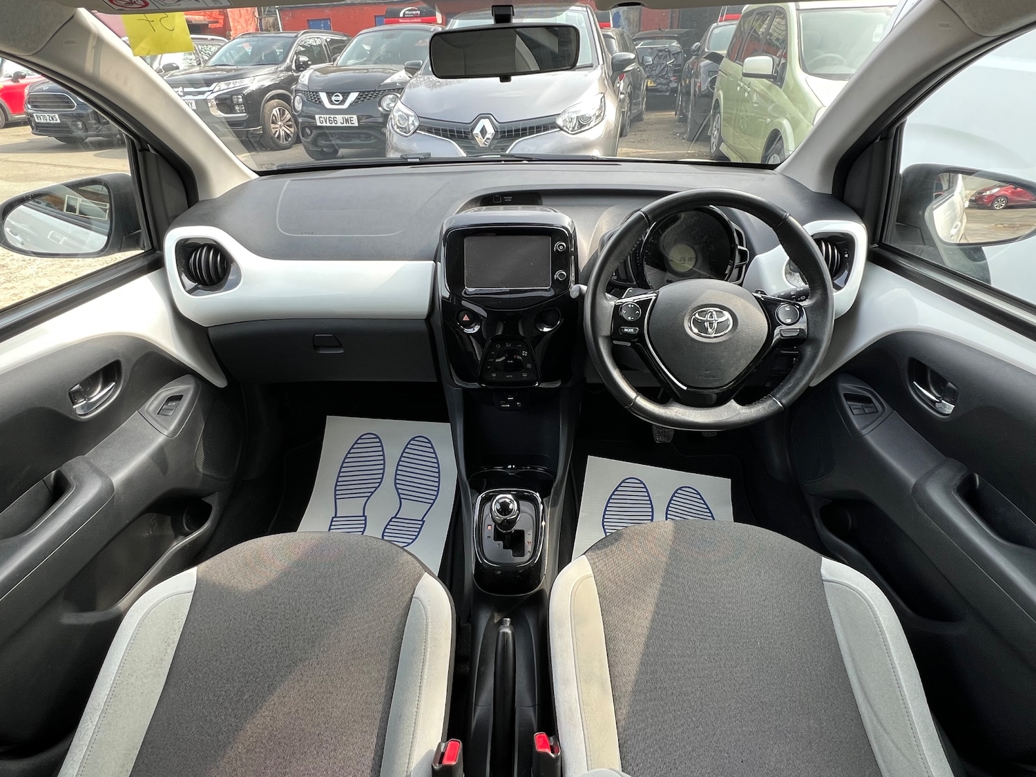 Used Toyota AYGO 2018 for sale - 77989845: Photo 16