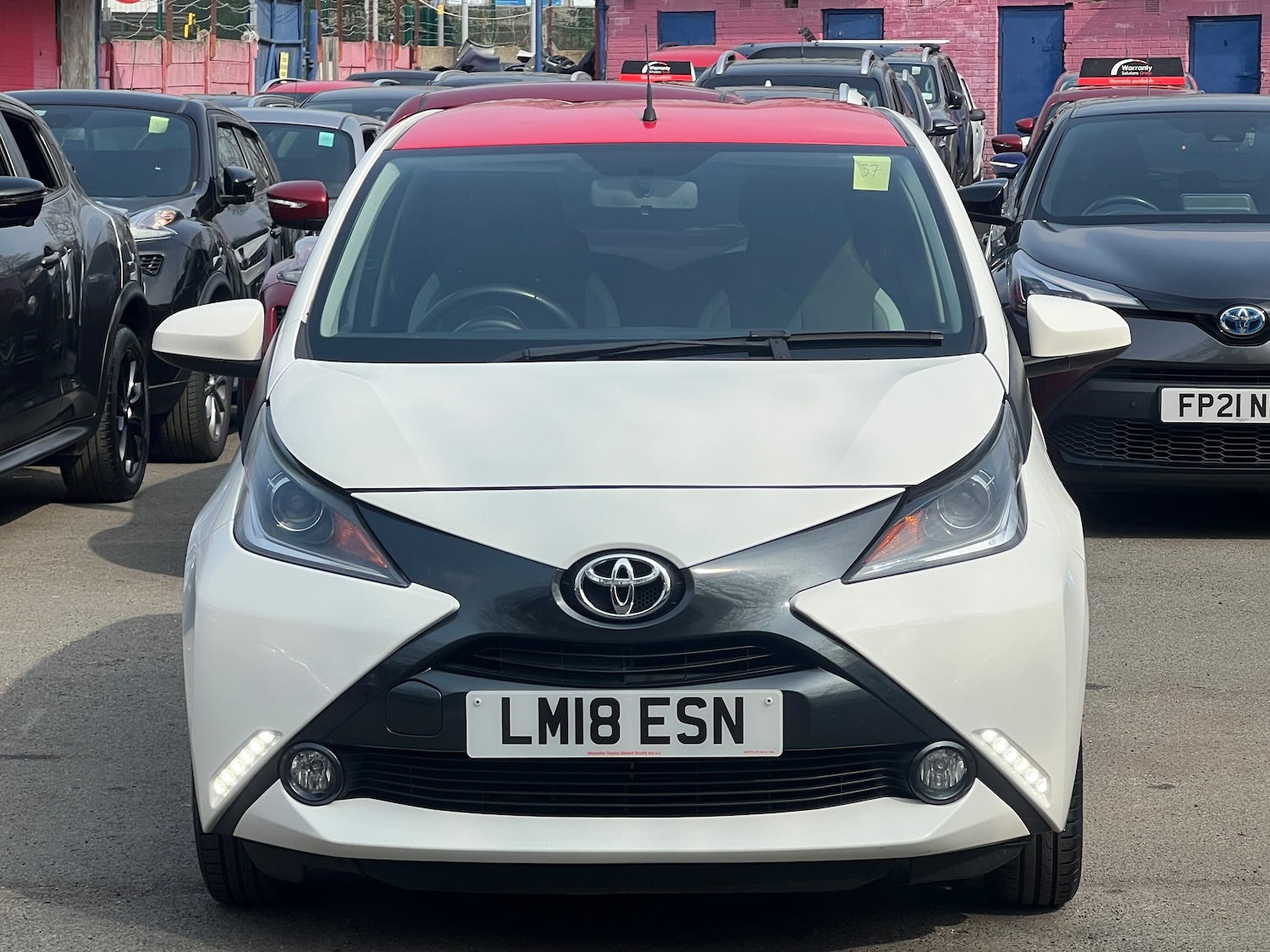 Used Toyota AYGO 2018 for sale - 77989845: Photo 2