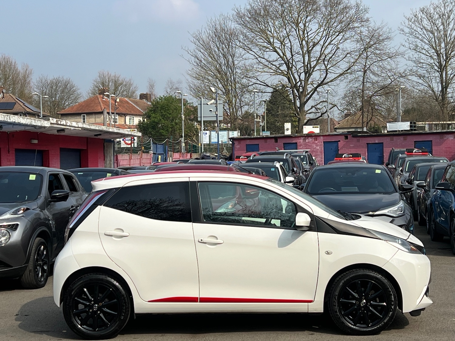 Used Toyota AYGO 2018 for sale - 77989845: Photo 8