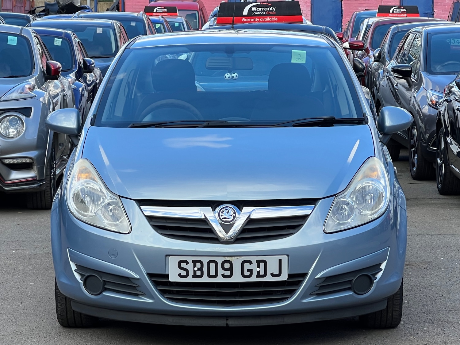 Used Vauxhall Corsa 2009 for sale - 77820089: Photo 2