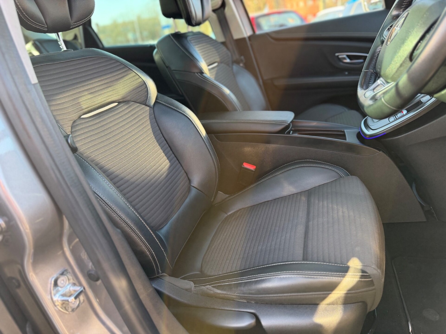 Used Renault Scenic 2017 for sale - 77776452: Photo 13